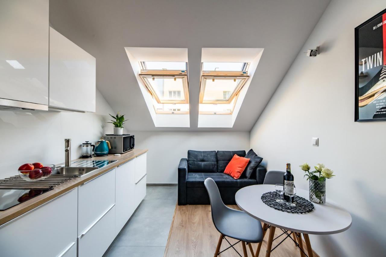 Neo Sky Apartment, Free Parking, 15 Min Walk Old Town&Kazimierz - By Homelike Krakau Exterior foto