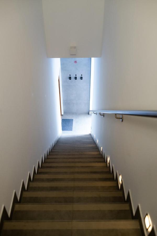 Neo Sky Apartment, Free Parking, 15 Min Walk Old Town&Kazimierz - By Homelike Krakau Exterior foto